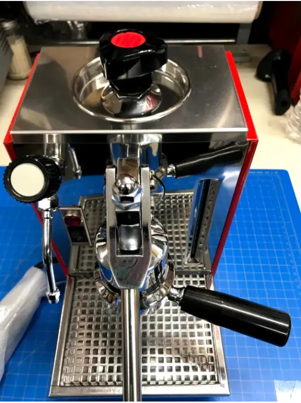 1982 Refurbished Cremina Espresso Machine - Red, Free Shipping & Warranty - Image 3