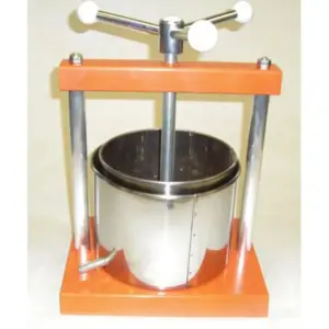 Eggplant Press 14cm - Sturdy Vegetable Squeezer for Cooking
