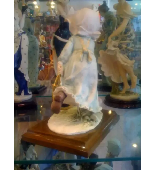 Giuseppe Armani Hoopla Figurine 107E Collectible Statue - Image 3