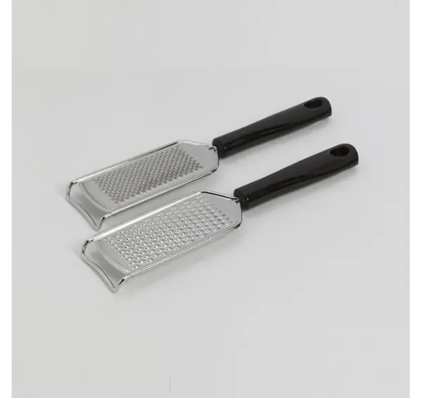 Mini Cheese Grater for Coarse Shreds - Compact Kitchen Tool