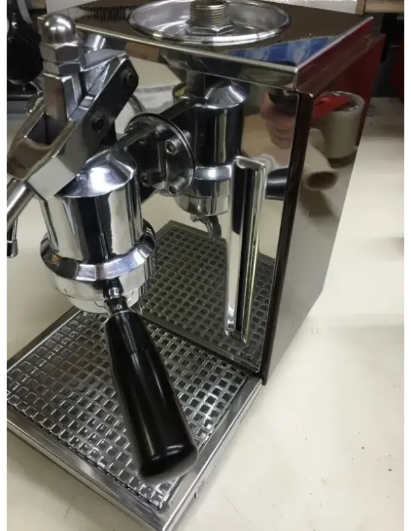 Refurbished Olympia Cremina 1988 Espresso Machine 120V - Excellent - Image 4
