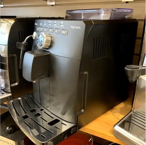Refurbished Saeco Intuita Espresso Machine - Like New Condition - Image 2