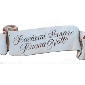 Romantic Italian Wall Plaque Kiss Me Goodnight