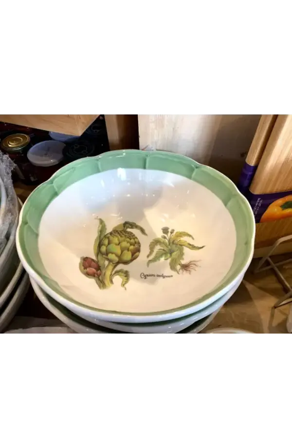 Small Veggie Salad Serving Dish Size Eleven
