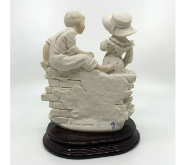 Thoughtful Gift Box - Elegant 263F Present for Special Occasions