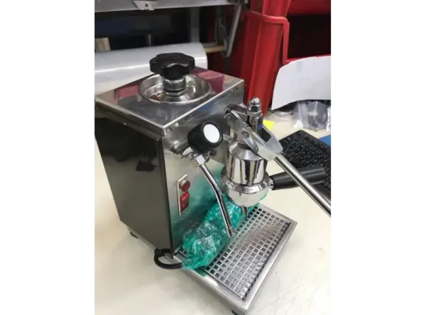 Vintage 1977 Cremina Espresso Machine - Refurbished, Free Shipping - Image 2